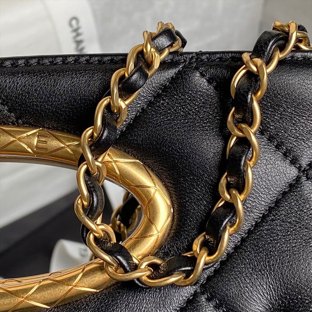 CHANEL Clutch