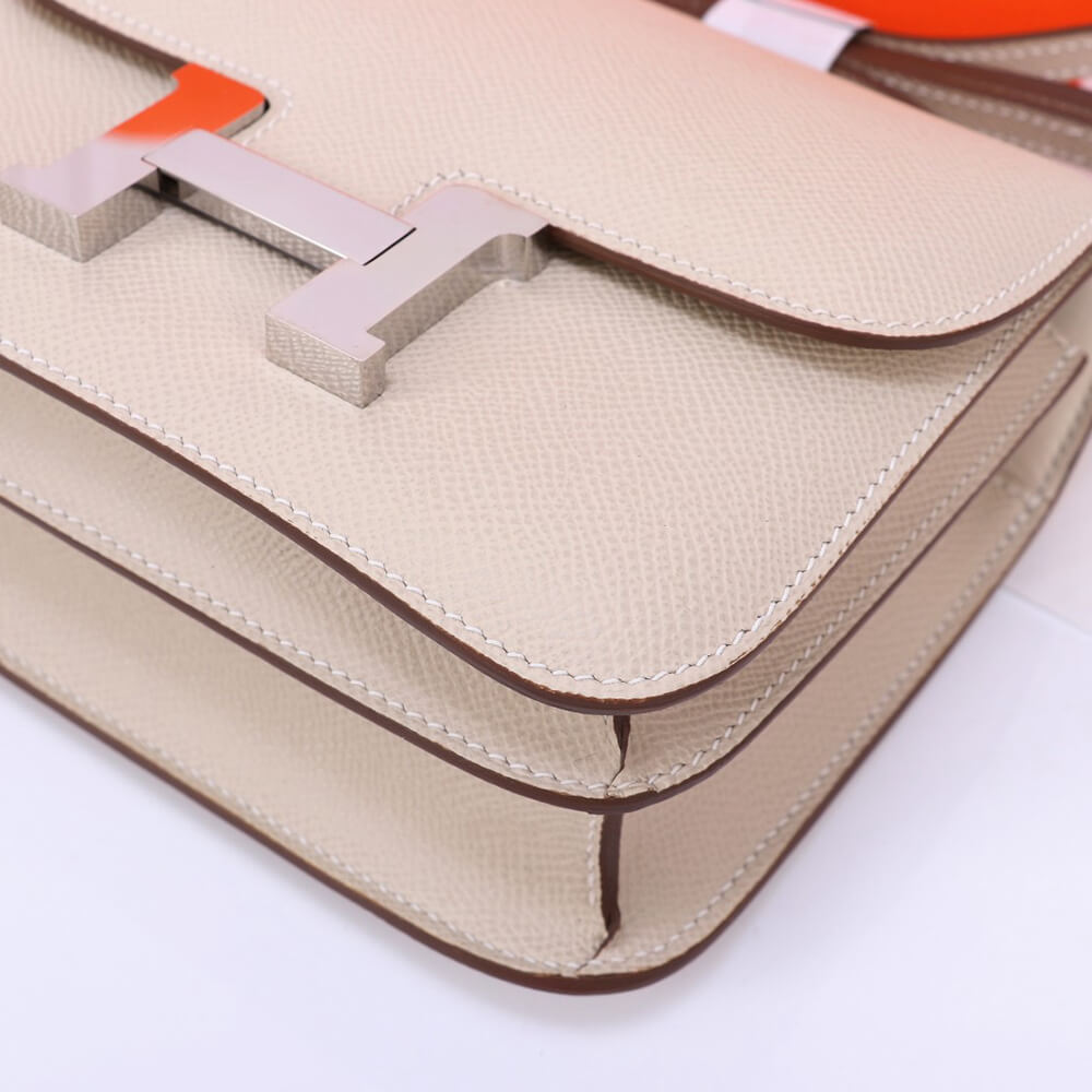 Hermes Constance 18